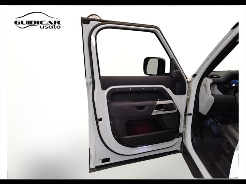 GuidiCar - LAND ROVER Defender 2022 Defender 110 3.0d i6 mhev SE awd 200cv auto Usato